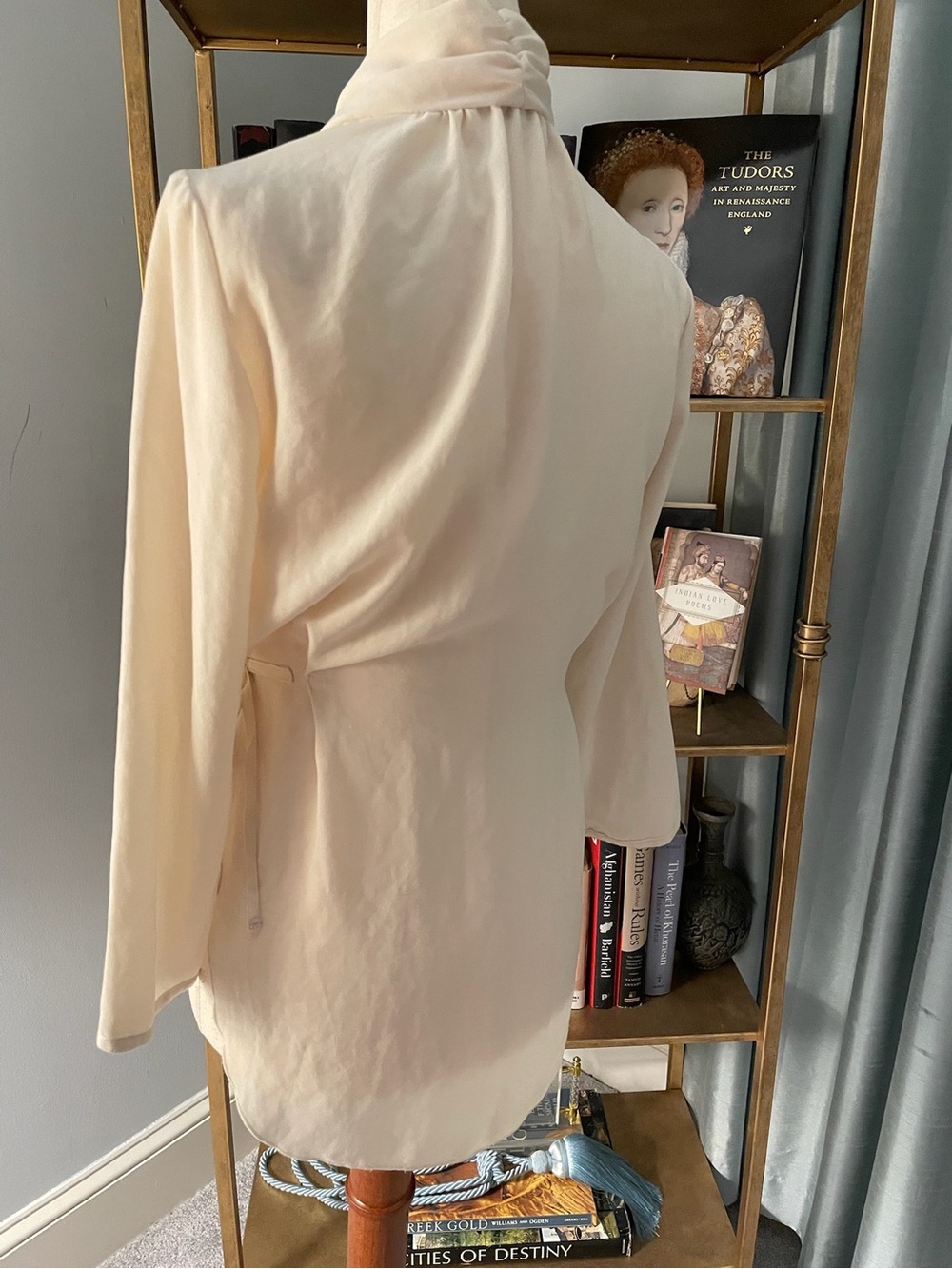 Aritzia Wilfred Cream Wrap Blouse XS XXS 3/4 Sleeves Tie Waist - Picture 13 of 15